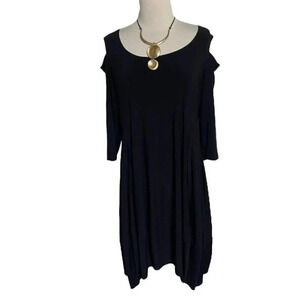 Marla Wynne L black cold shoulder‎ scoop neck long sleeve dress